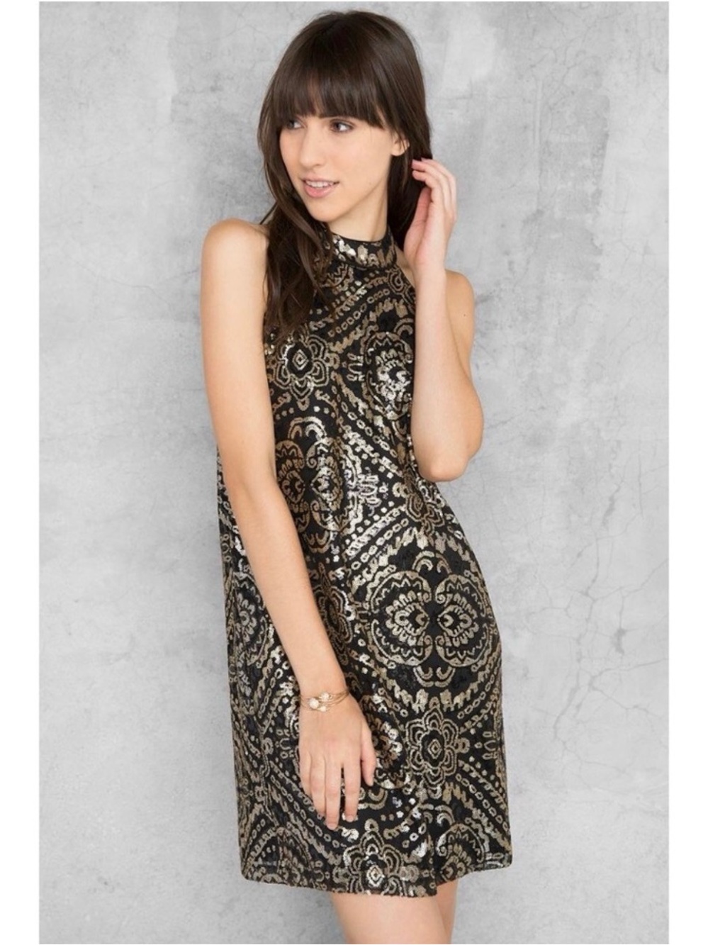 NWT Francesca’s XS Alya Lucianna Sequin Shift Dress Black Gold Sequins Halter
